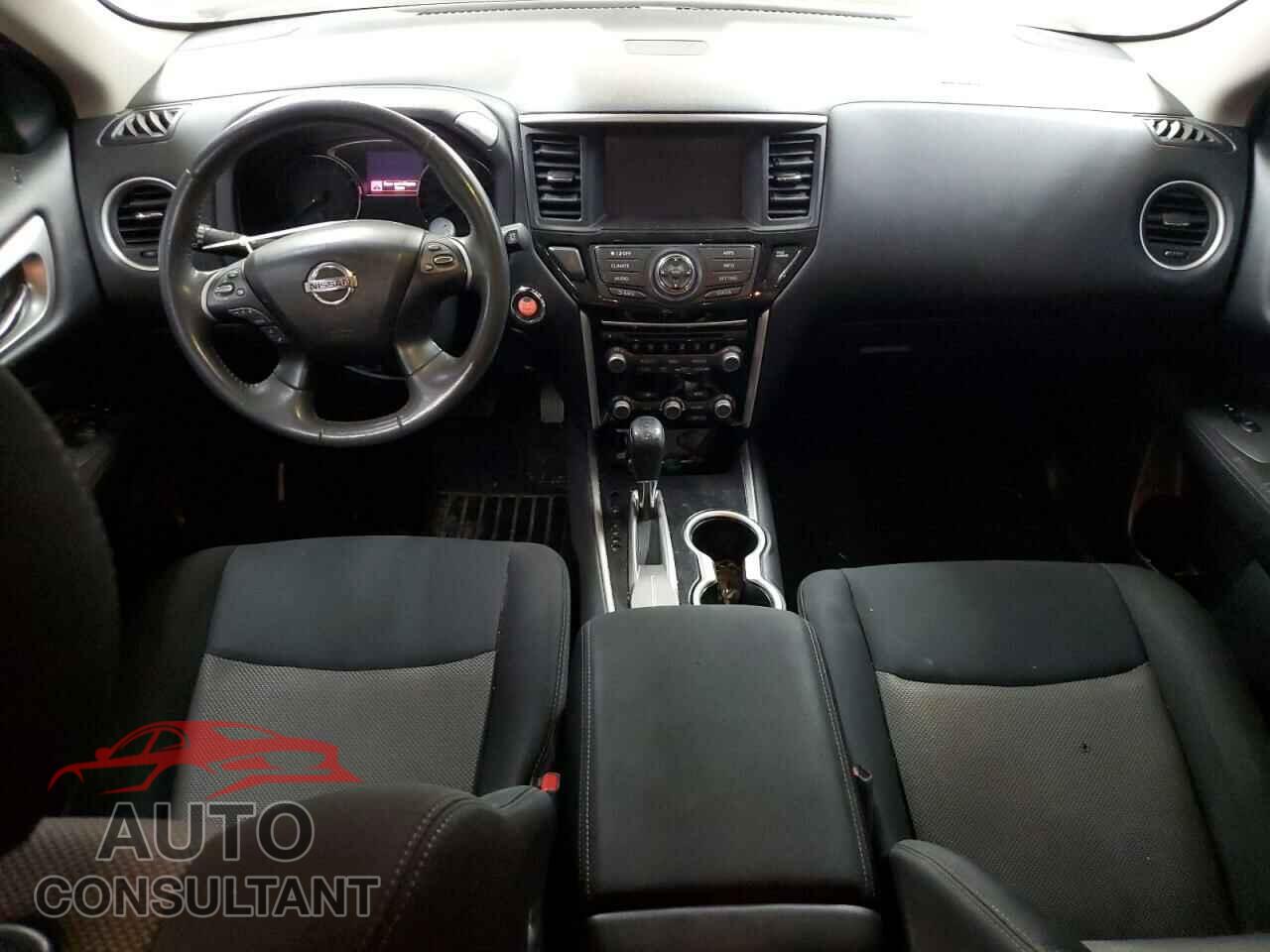 NISSAN PATHFINDER 2017 - 5N1DR2MN2HC652410