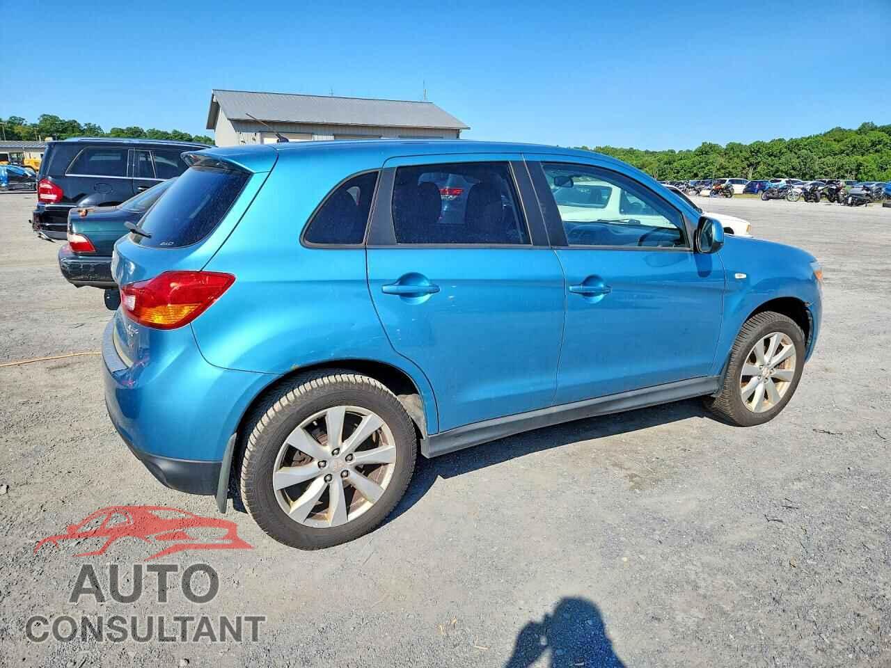 MITSUBISHI OUTLANDER 2013 - 4A4AR3AU5DE012725