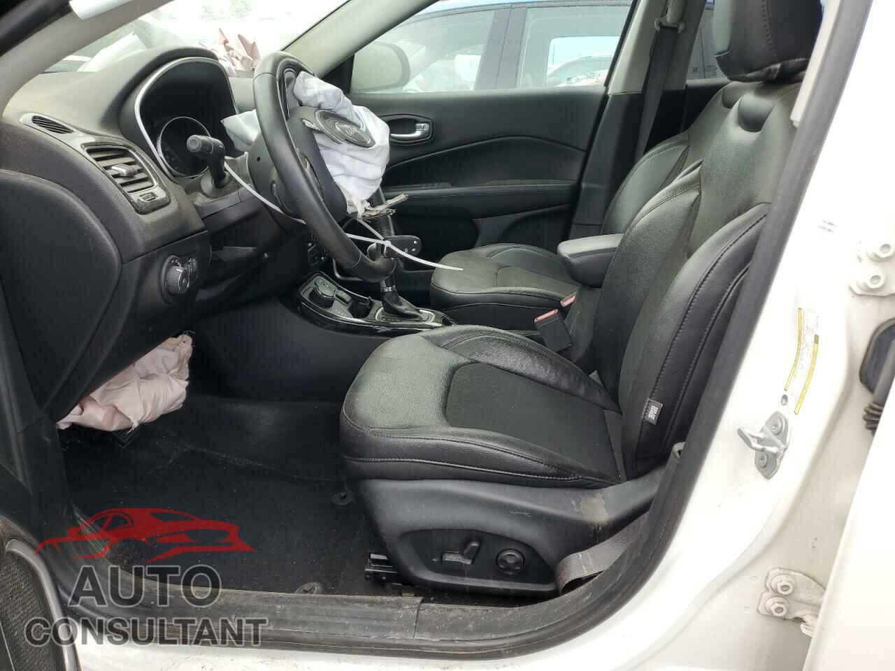 JEEP COMPASS 2018 - 3C4NJDBB3JT404178