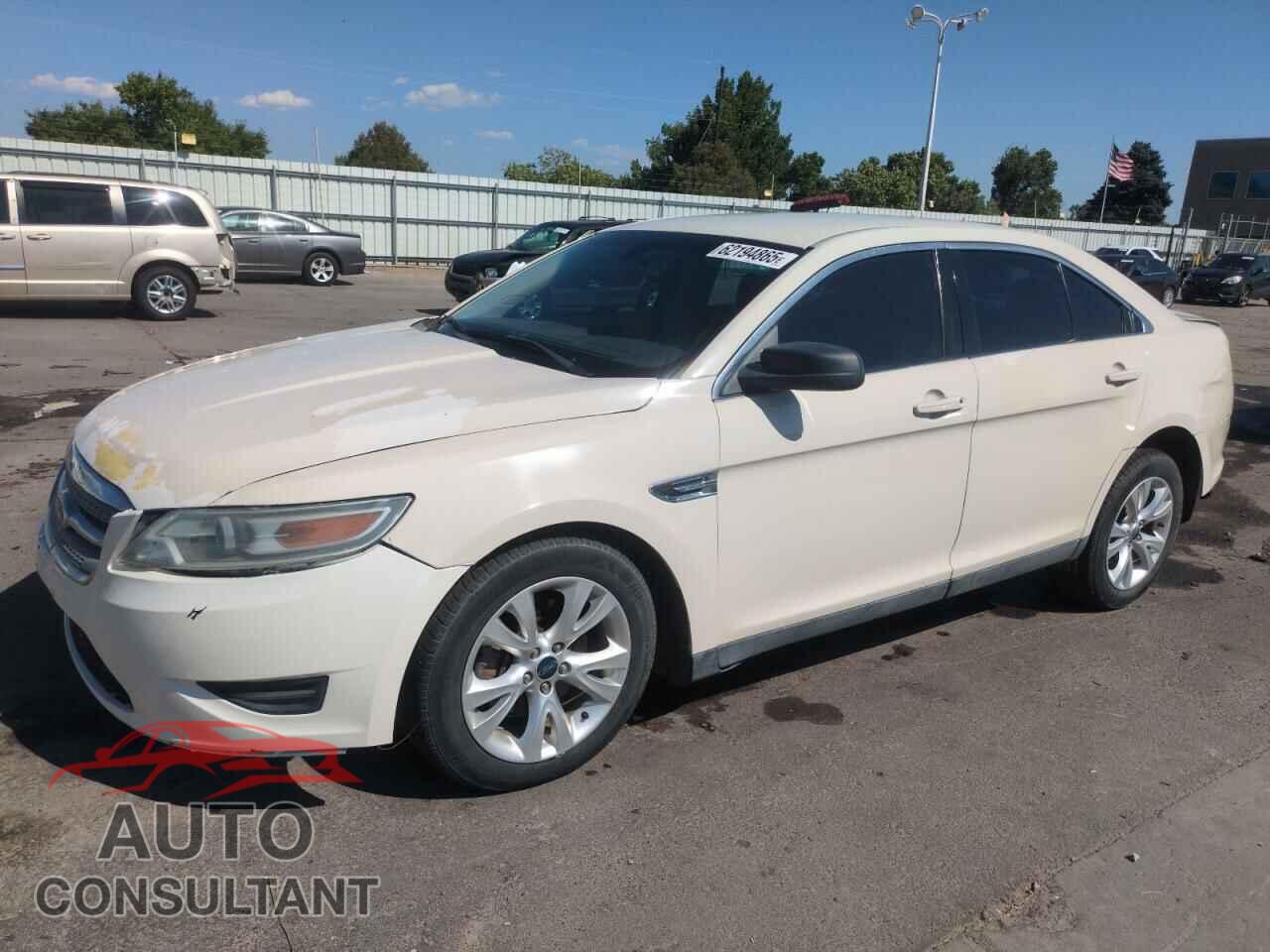 FORD TAURUS 2012 - 1FAHP2DW4CG131197