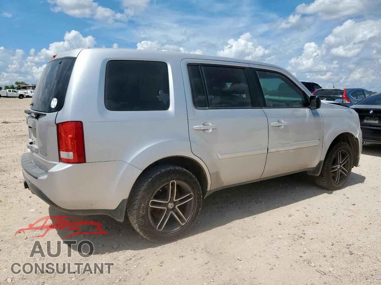 HONDA PILOT 2012 - 5FNYF3H47CB030273