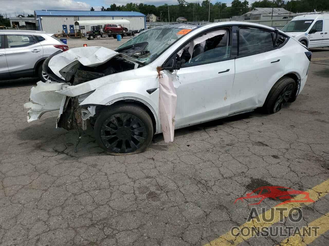 TESLA MODEL Y 2024 - 7SAYGDEE6RA230263