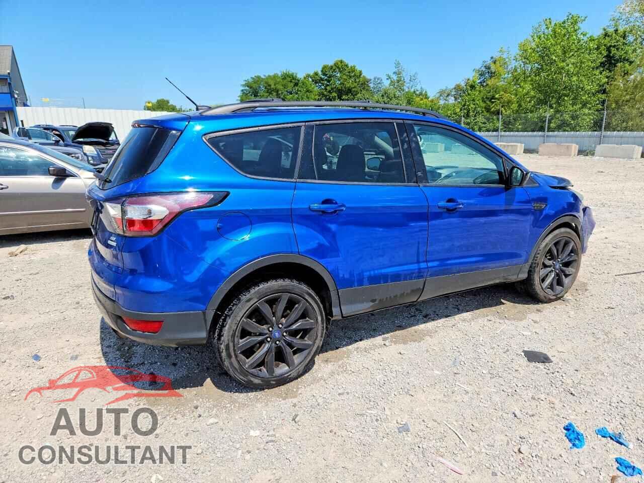FORD ESCAPE 2017 - 1FMCU0GD7HUD37663