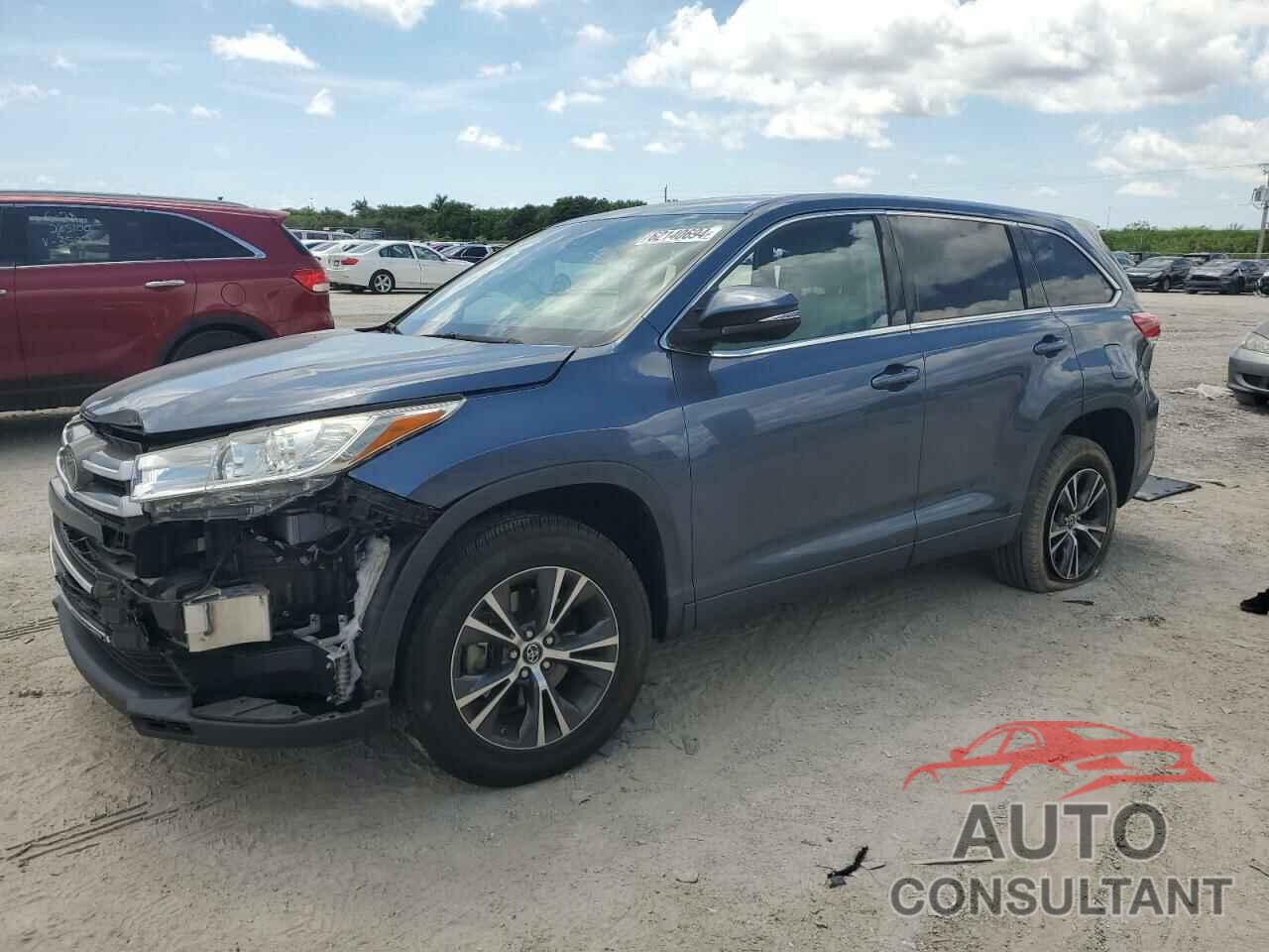 TOYOTA HIGHLANDER 2018 - 5TDZZRFH0JS283058