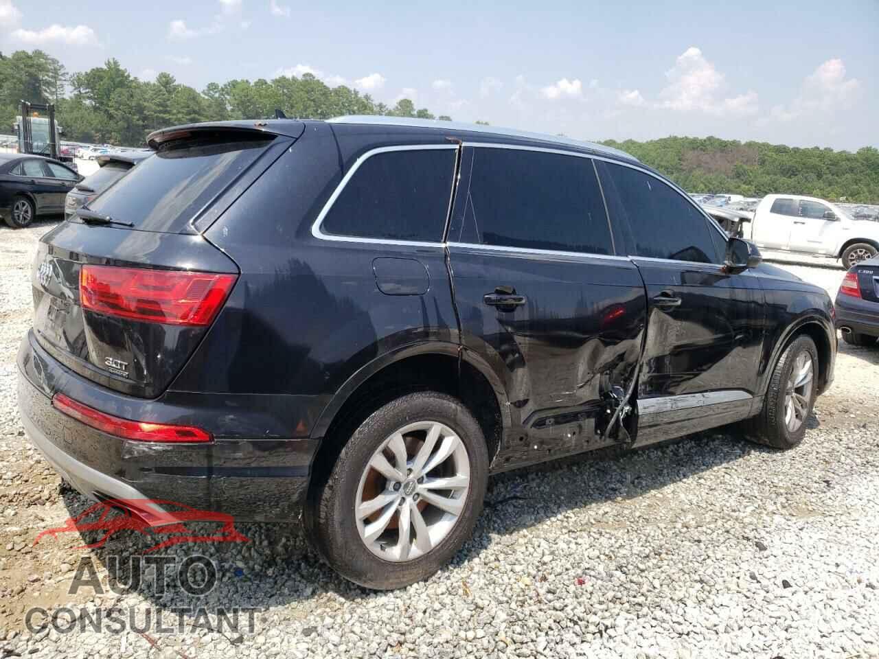 AUDI Q7 2018 - WA1LAAF71JD002896