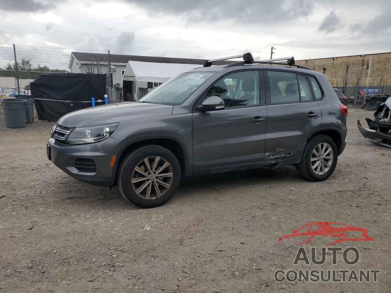 VOLKSWAGEN TIGUAN 2017 - WVGAV7AX4HK048915