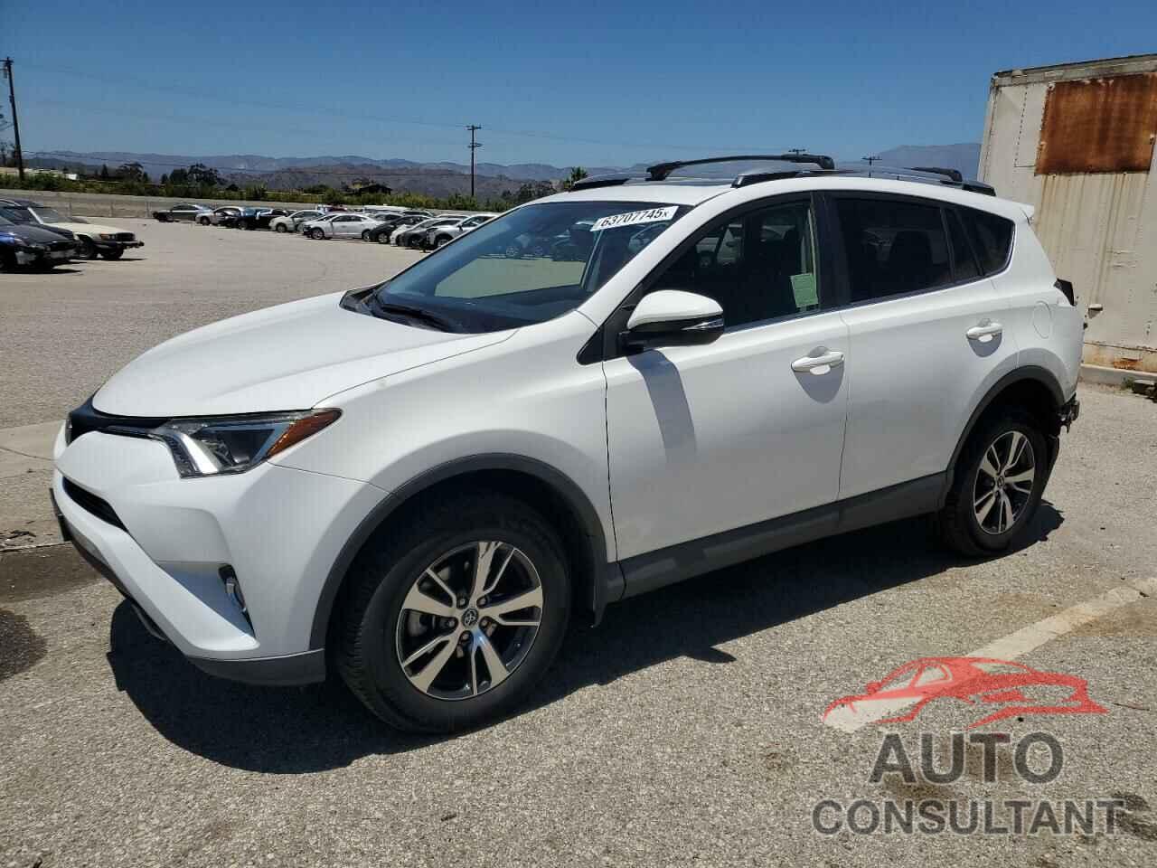 TOYOTA RAV4 2018 - JTMWFREV1JD122524