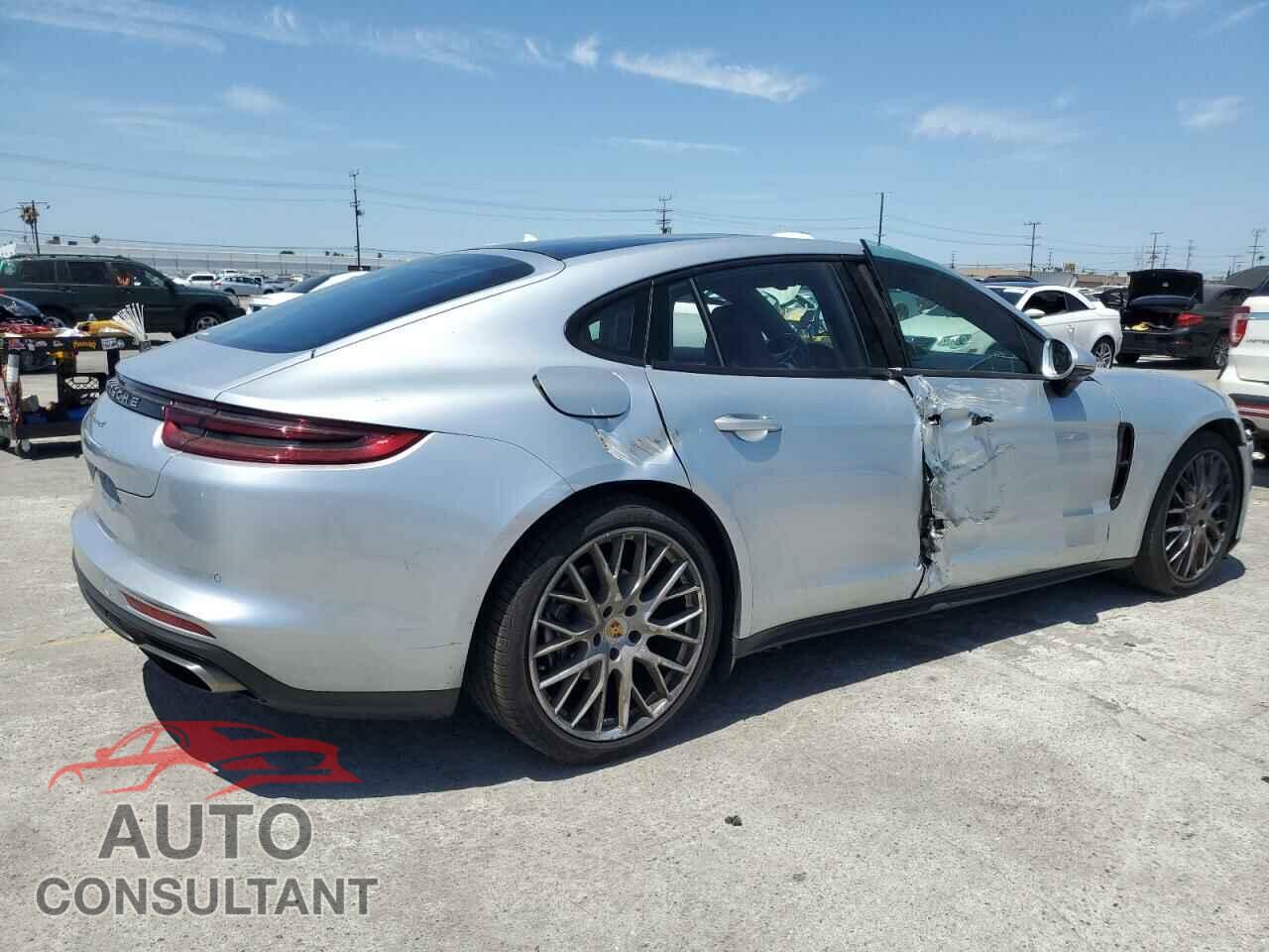 PORSCHE PANAMERA 2017 - WP0AA2A71HL101129