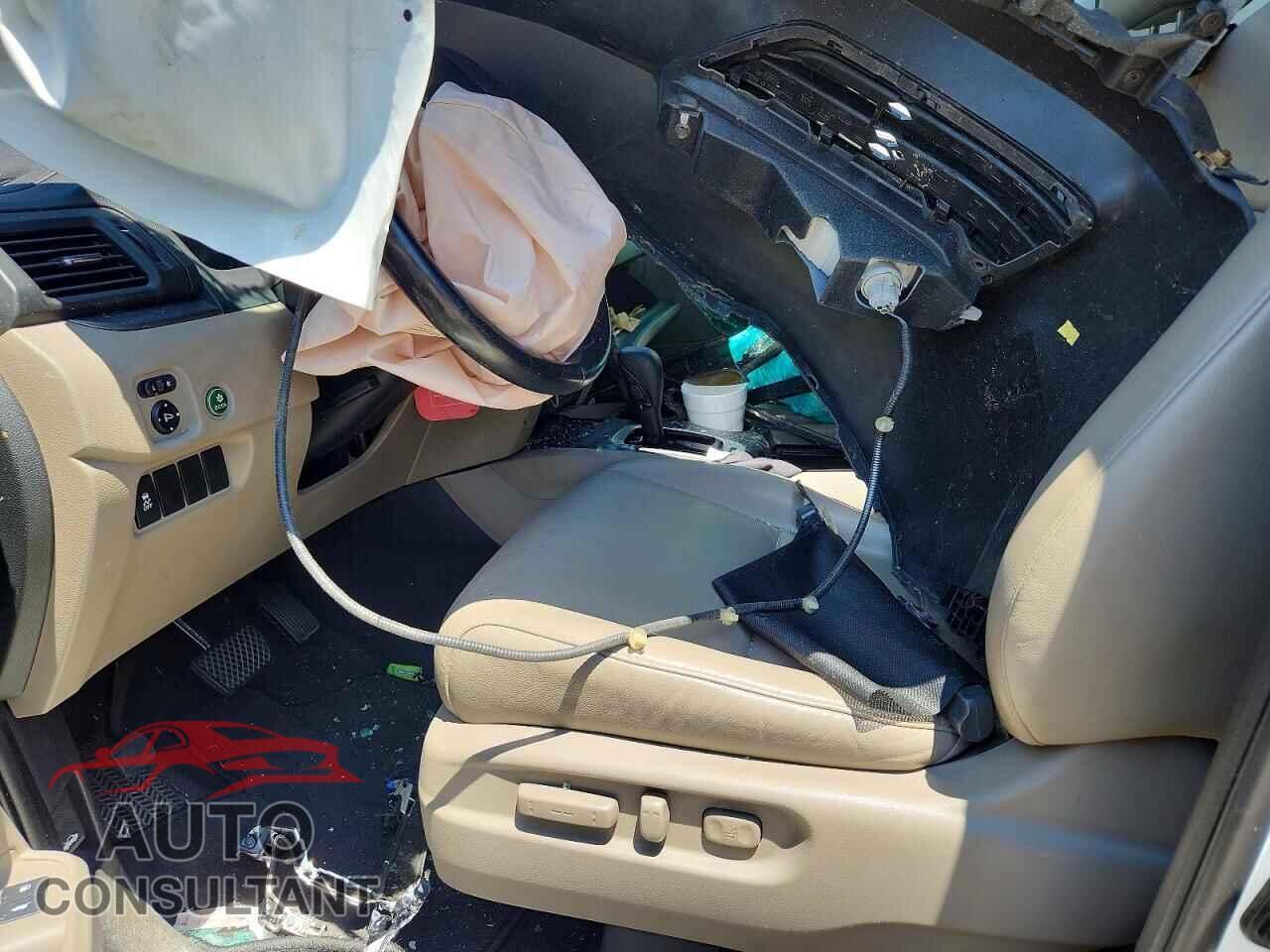 HONDA PILOT 2016 - 5FNYF5H59GB005241
