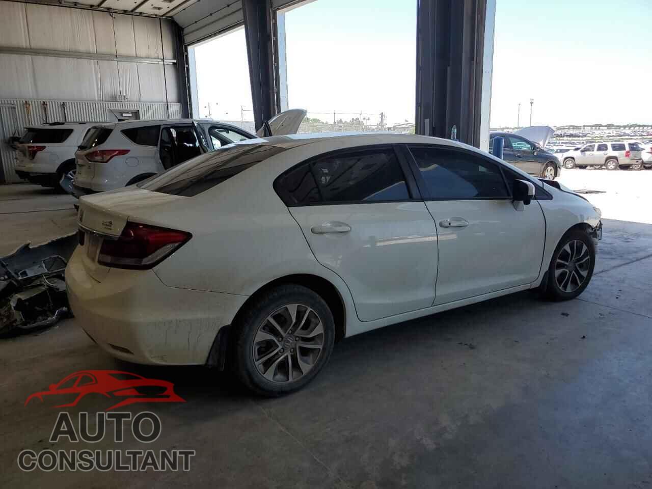 HONDA CIVIC 2015 - 19XFB2F85FE093093