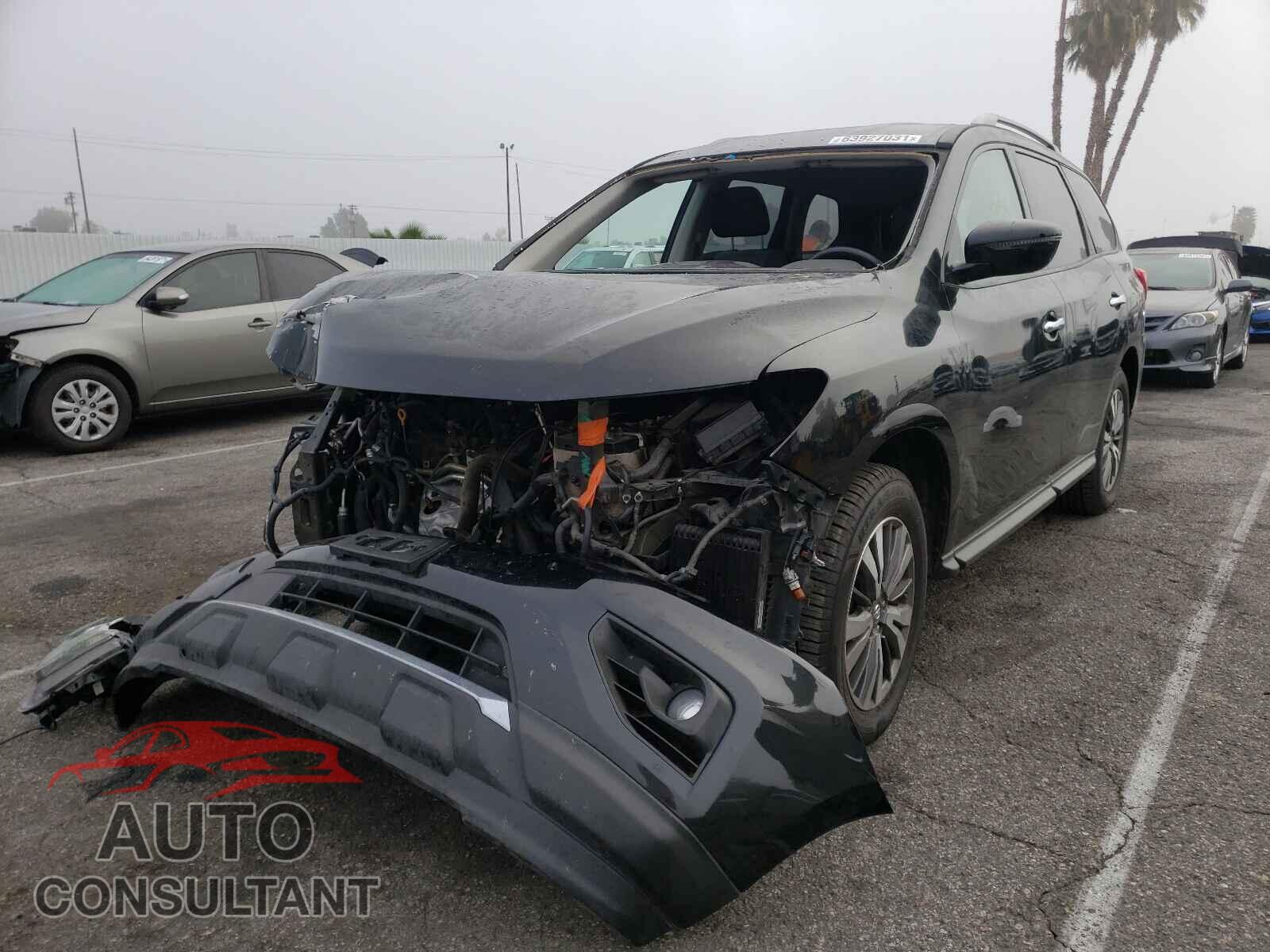 NISSAN PATHFINDER 2017 - 5N1DR2MM2HC656593