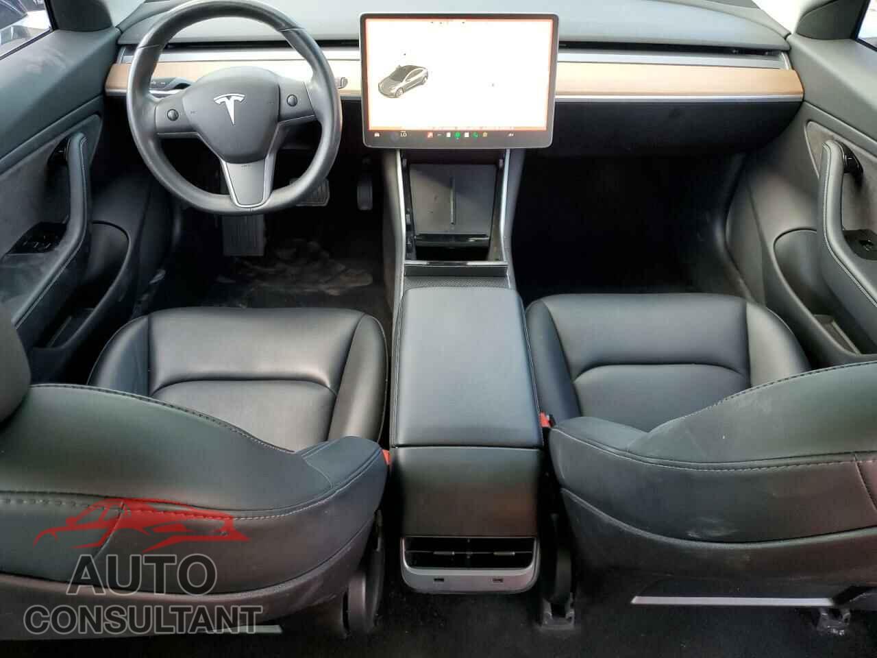 TESLA MODEL 3 2019 - 5YJ3E1EAXKF190948