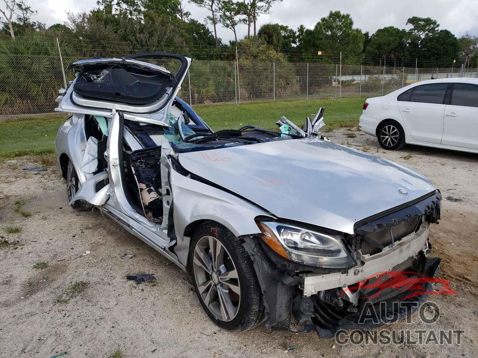 MERCEDES-BENZ C-CLASS 2016 - 55SWF4JB7GU131291