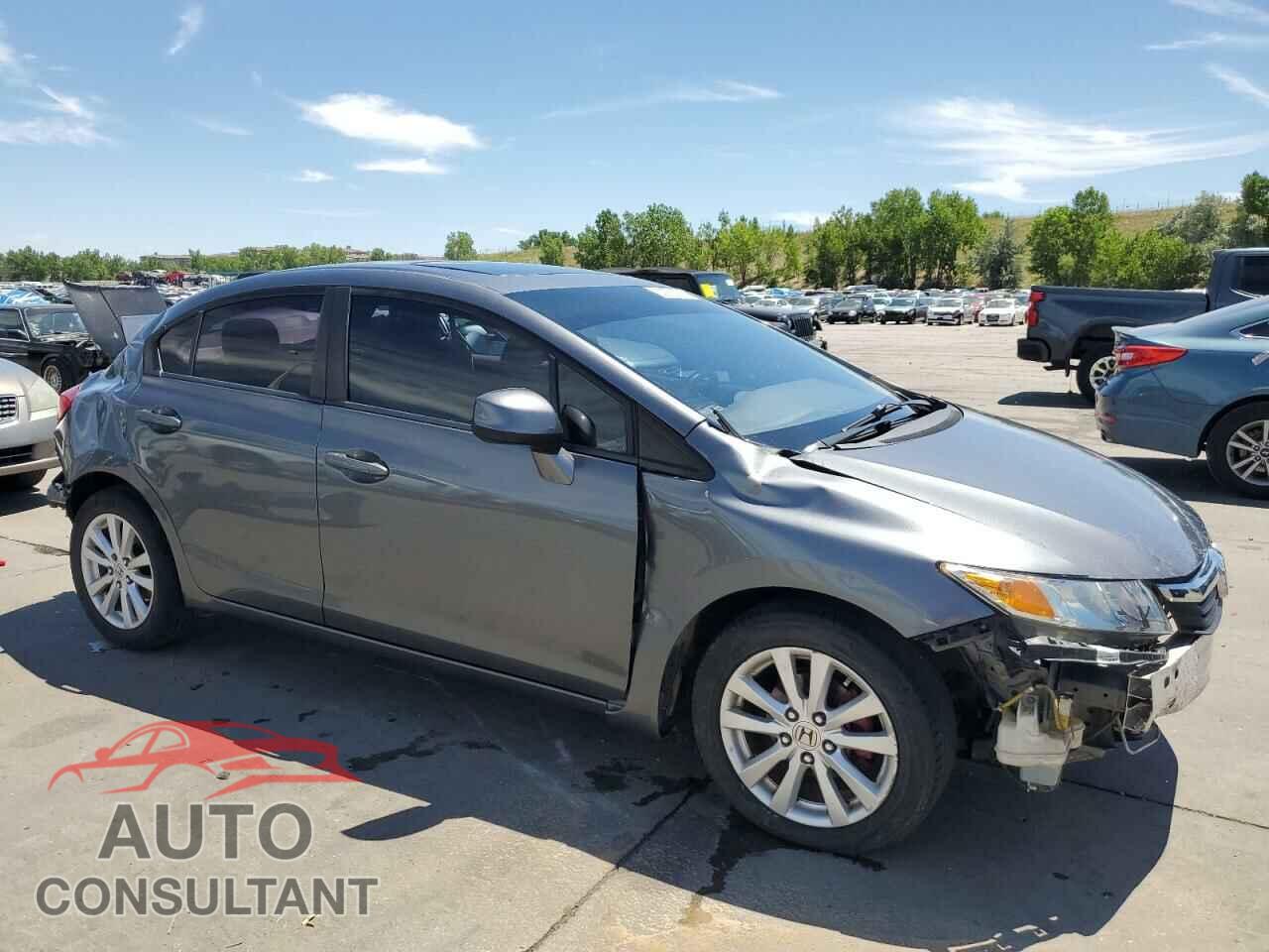 HONDA CIVIC 2012 - 19XFB2F88CE390192