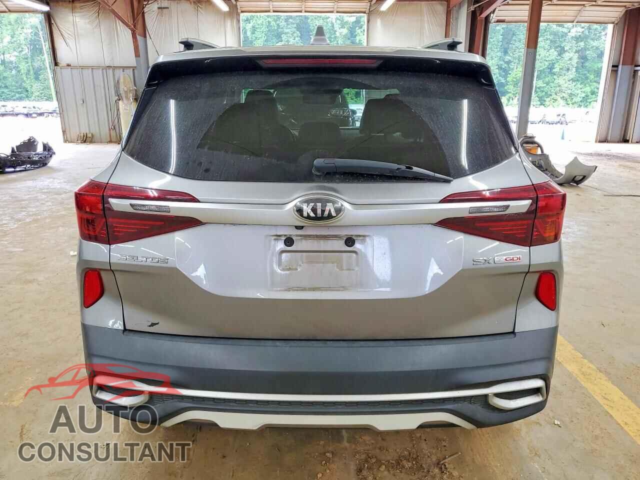 KIA SELTOS 2021 - KNDETCA22M7099657