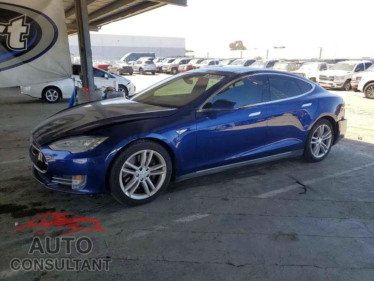 TESLA MODEL S 2015 - 5YJSA1E25FF119758