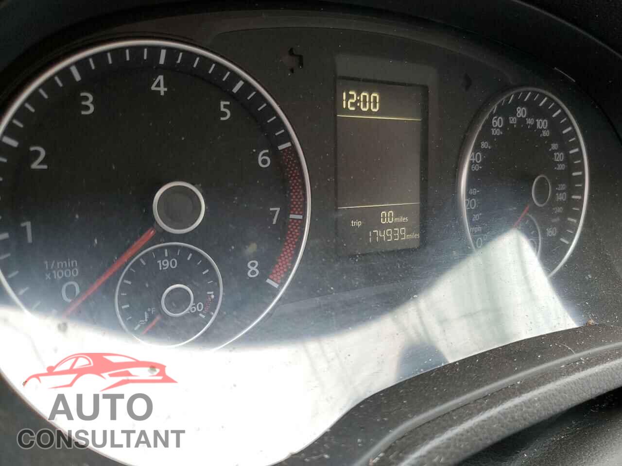 VOLKSWAGEN PASSAT 2015 - 1VWAT7A39FC064118