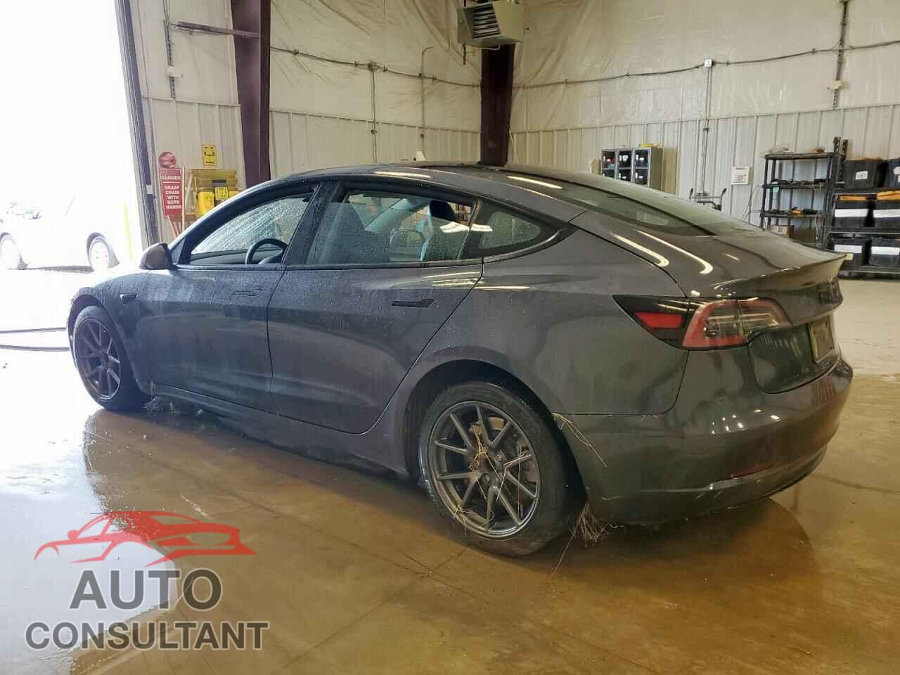 TESLA MODEL 3 2023 - 5YJ3E1EA5PF437235