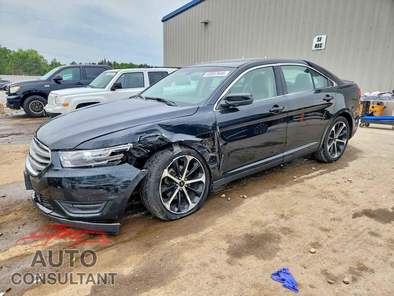 FORD TAURUS 2014 - 1FAHP2E83EG112028