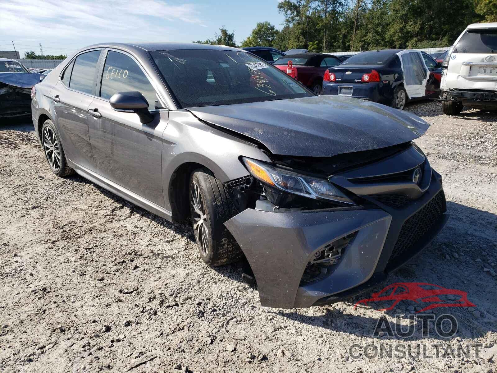 TOYOTA CAMRY 2018 - 4T1B11HKXJU643396