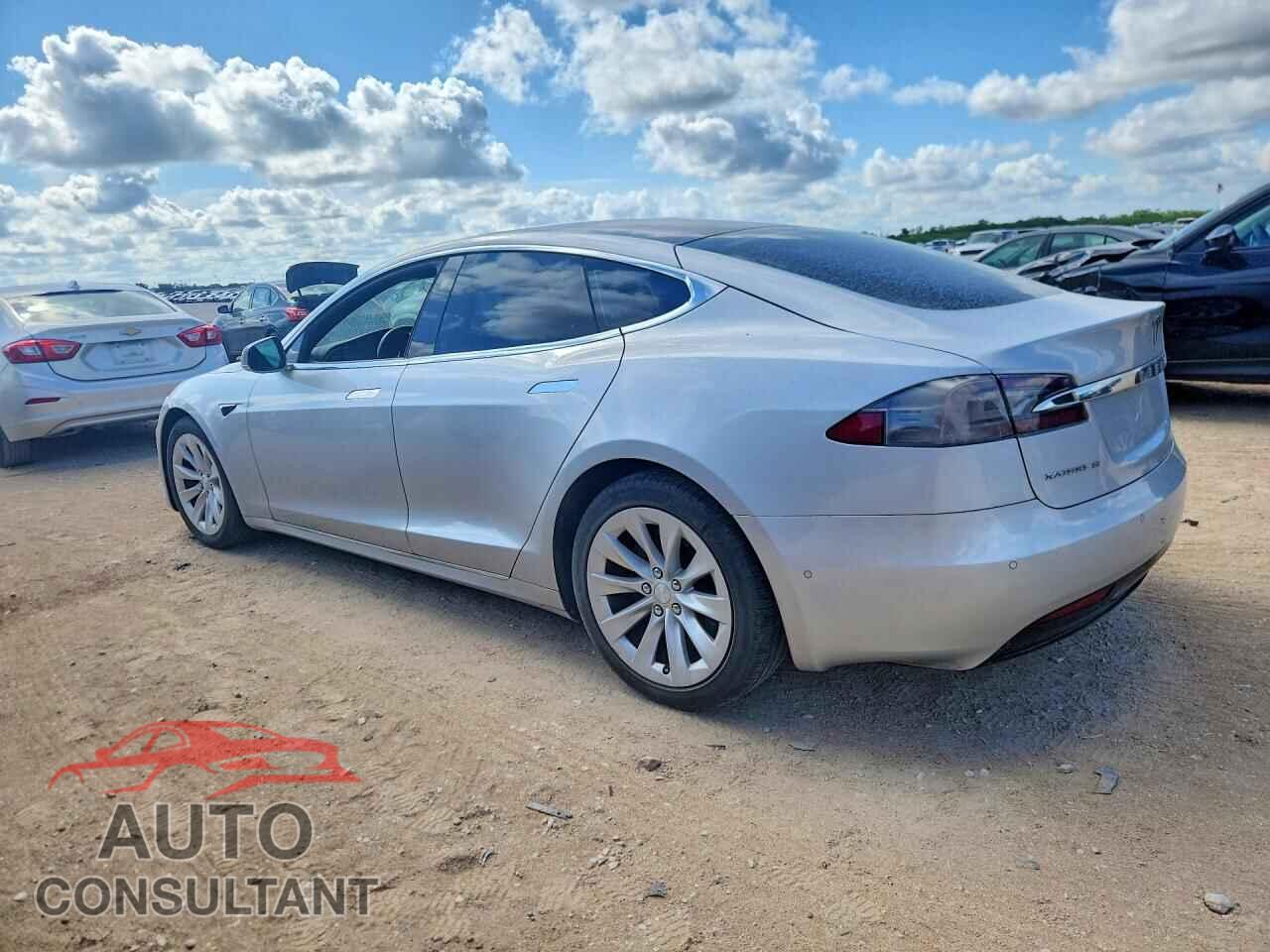 TESLA MODEL S 2017 - 5YJSA1E15HF206781