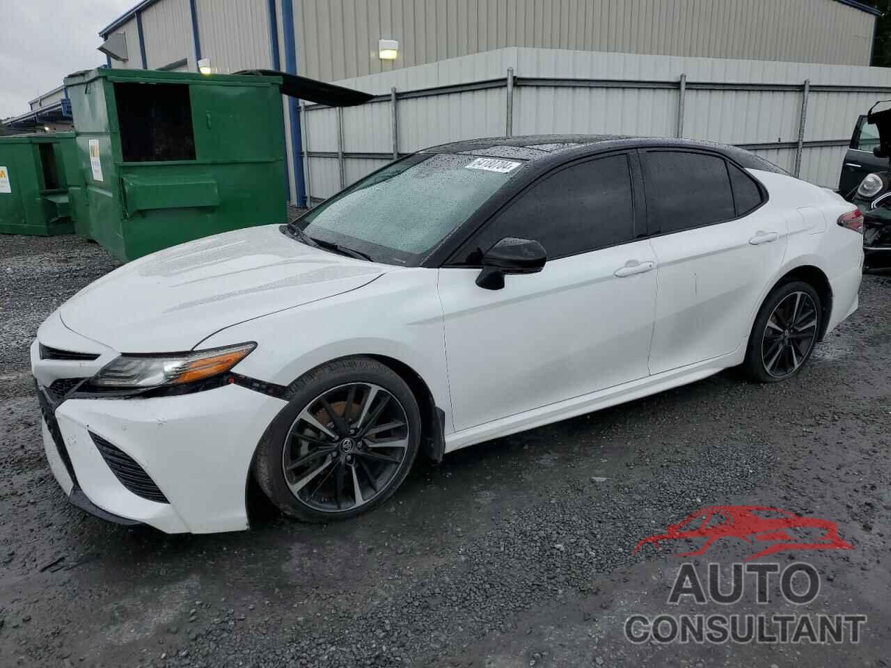 TOYOTA CAMRY 2018 - 4T1B61HK2JU117412