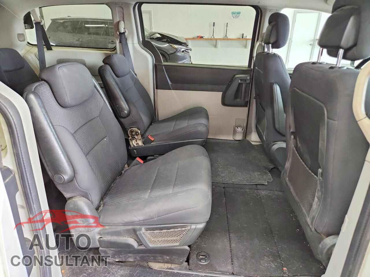 DODGE CARAVAN 2010 - 2D4RN5D15AR405435