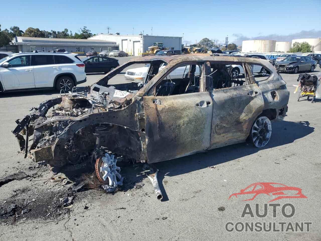 TOYOTA HIGHLANDER 2023 - 5TDKDRBH8PS522614