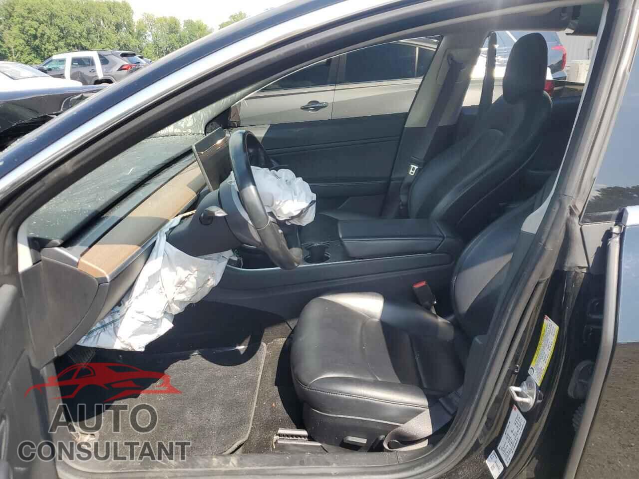 TESLA MODEL 3 2018 - 5YJ3E1EB0JF073211