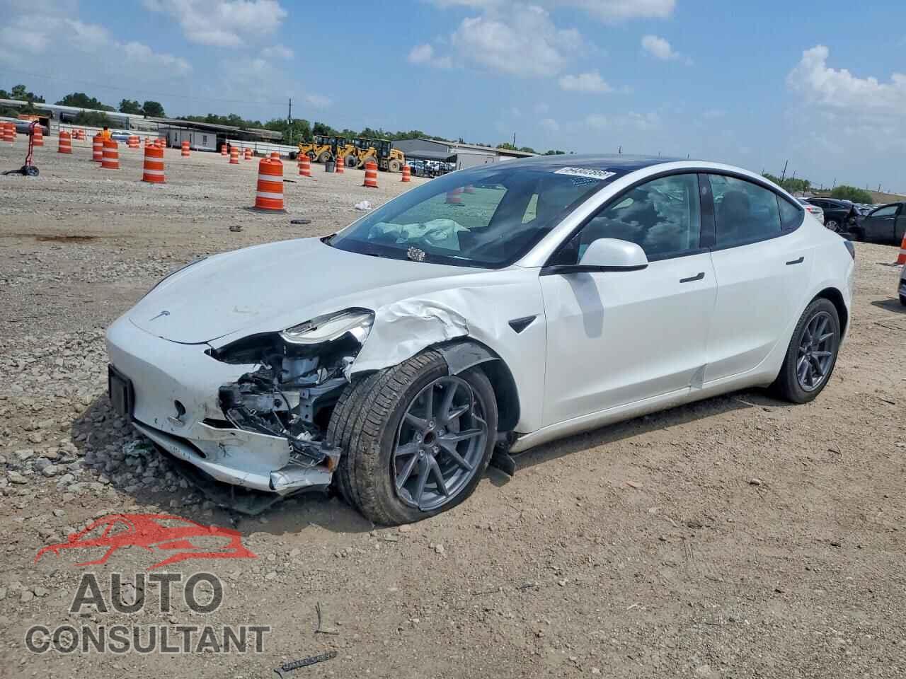 TESLA MODEL 3 2021 - 5YJ3E1EA0MF961310
