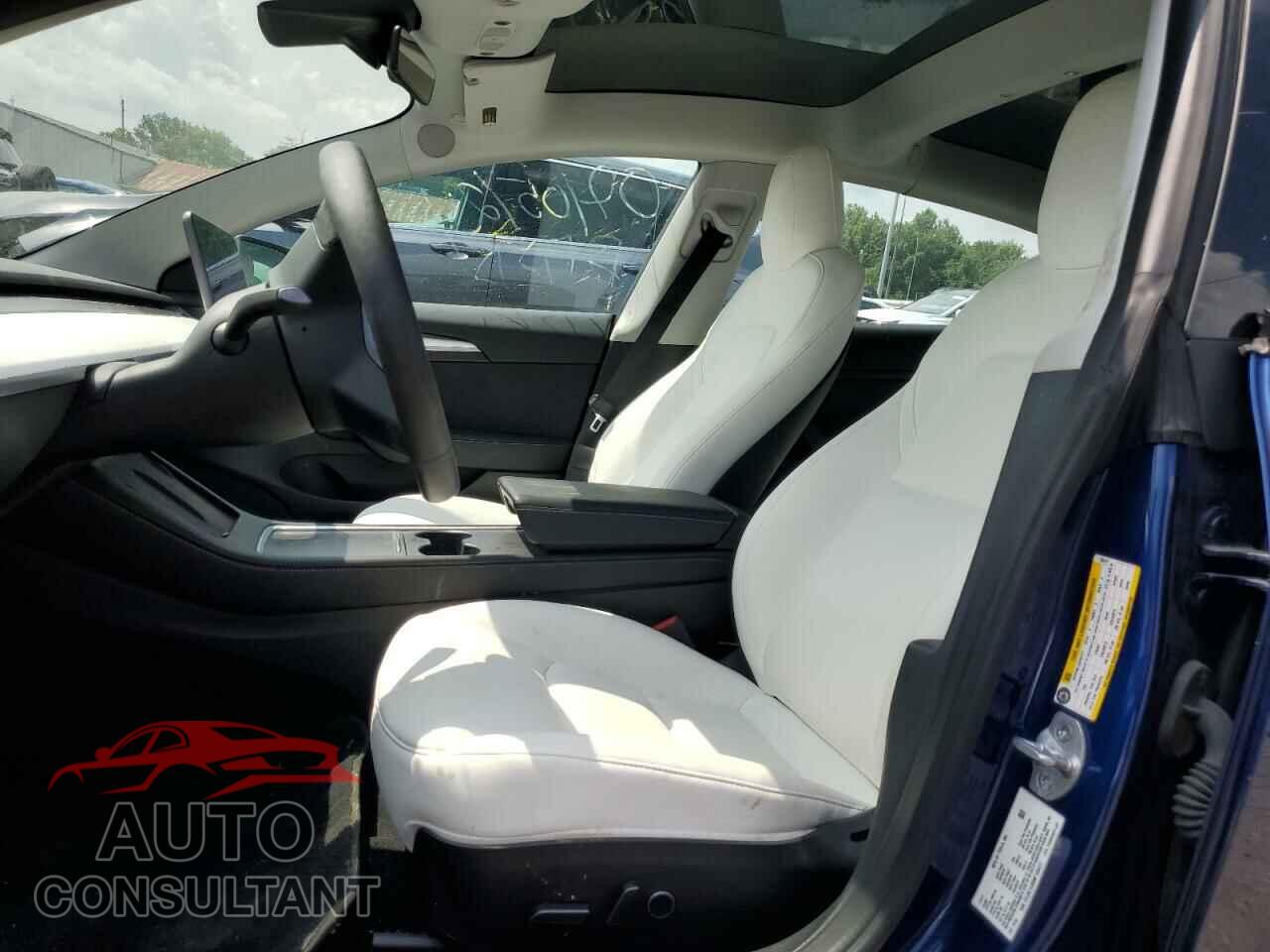 TESLA MODEL 3 2022 - 5YJ3E1EB9NF108477