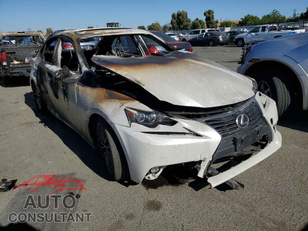 LEXUS IS 2016 - JTHBA1D2XG5025359