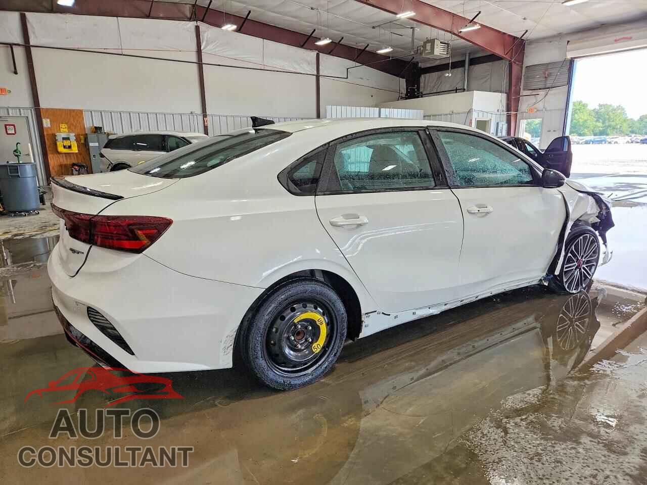 KIA FORTE 2023 - 3KPF44AC8PE592392