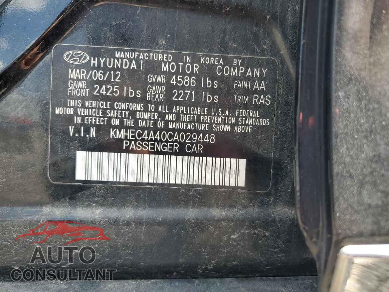 HYUNDAI SONATA 2012 - KMHEC4A40CA029448