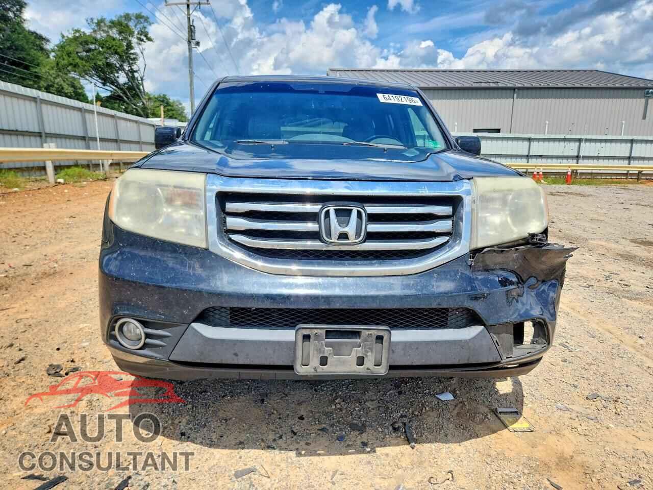 HONDA PILOT 2015 - 5FNYF4H50FB052957
