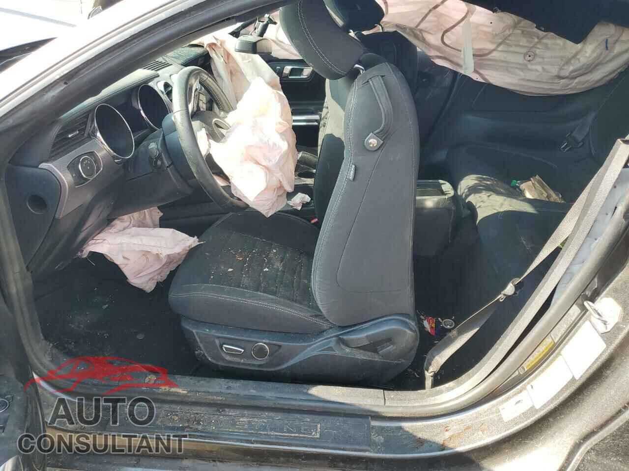 FORD MUSTANG 2017 - 1FA6P8CF3H5266010