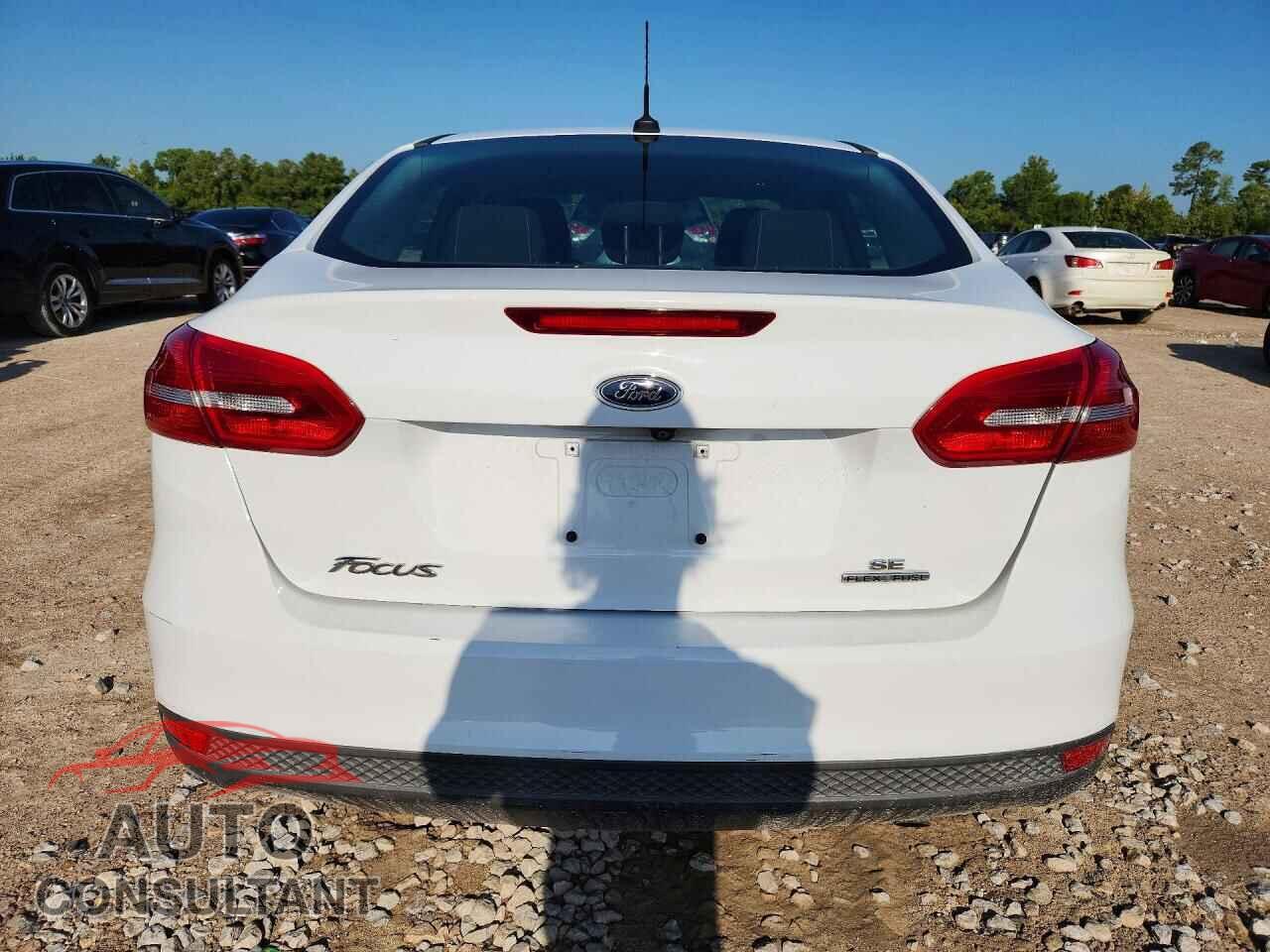 FORD FOCUS 2016 - 1FADP3F27GL391234