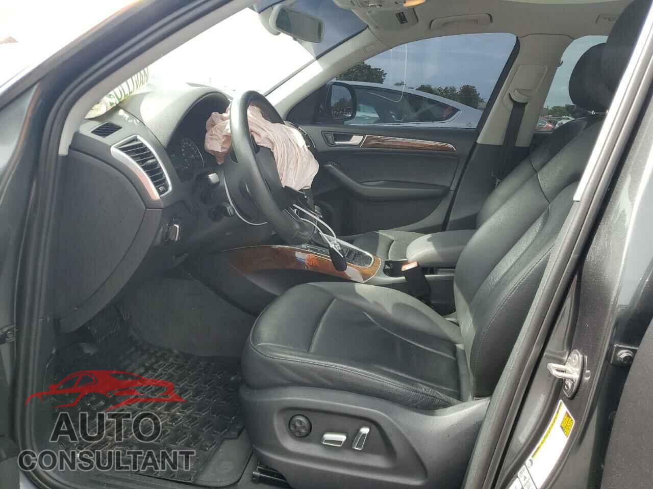 AUDI Q5 2017 - WA1C2AFP2HA005590
