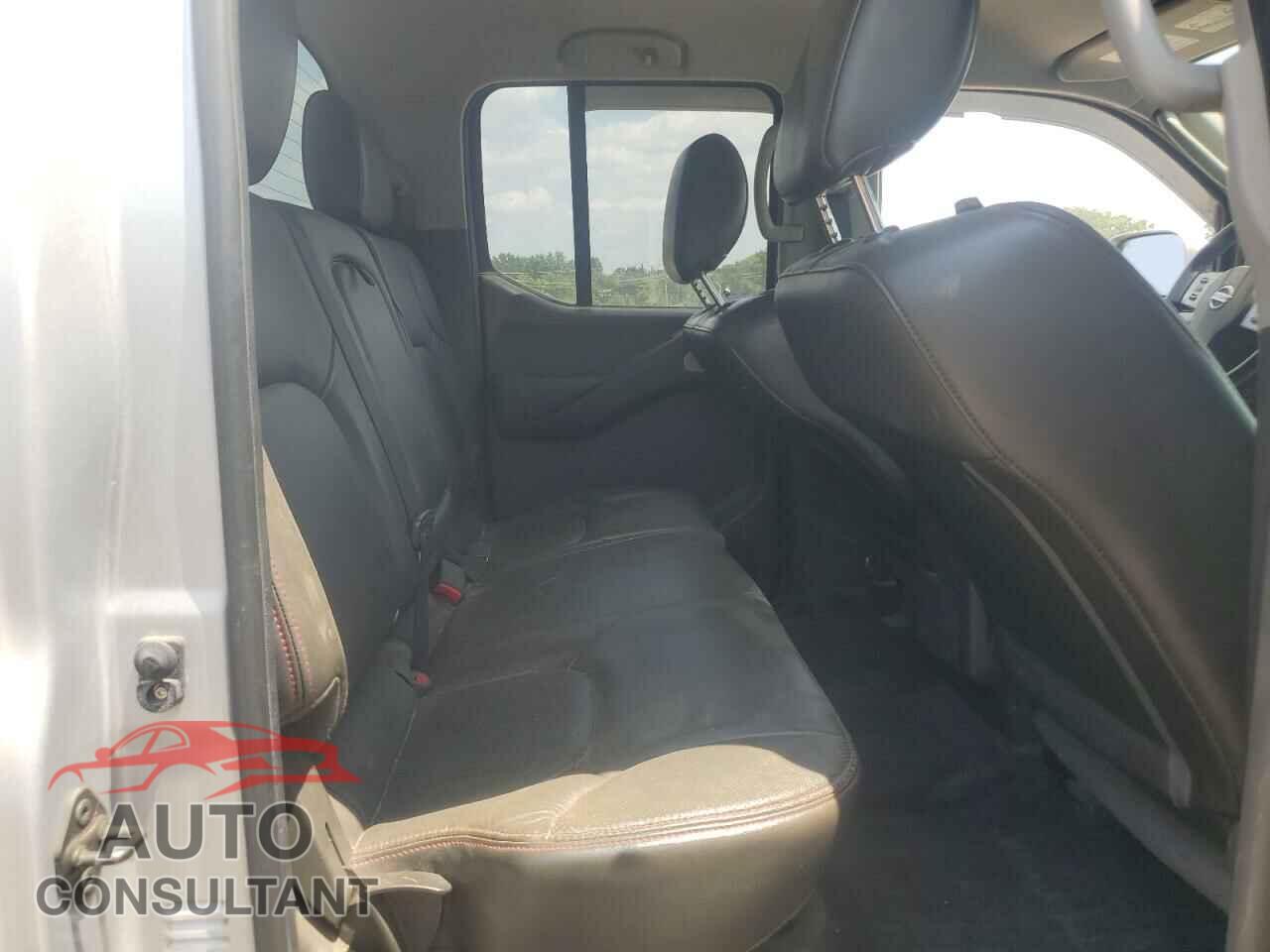 NISSAN FRONTIER 2010 - 1N6AD0EV0AC447258
