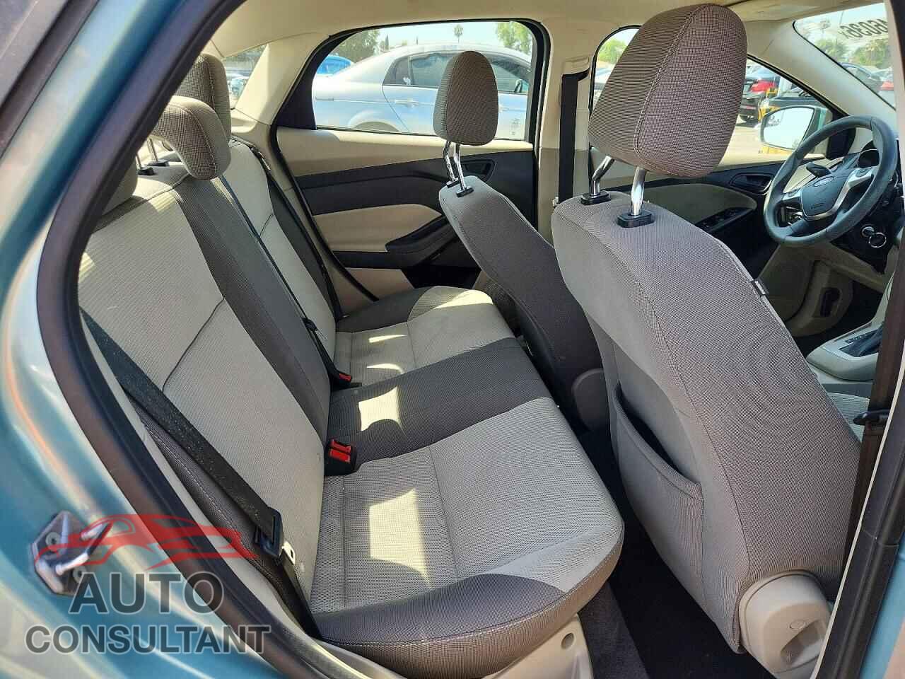 FORD FOCUS 2012 - 1FAHP3F2XCL319973