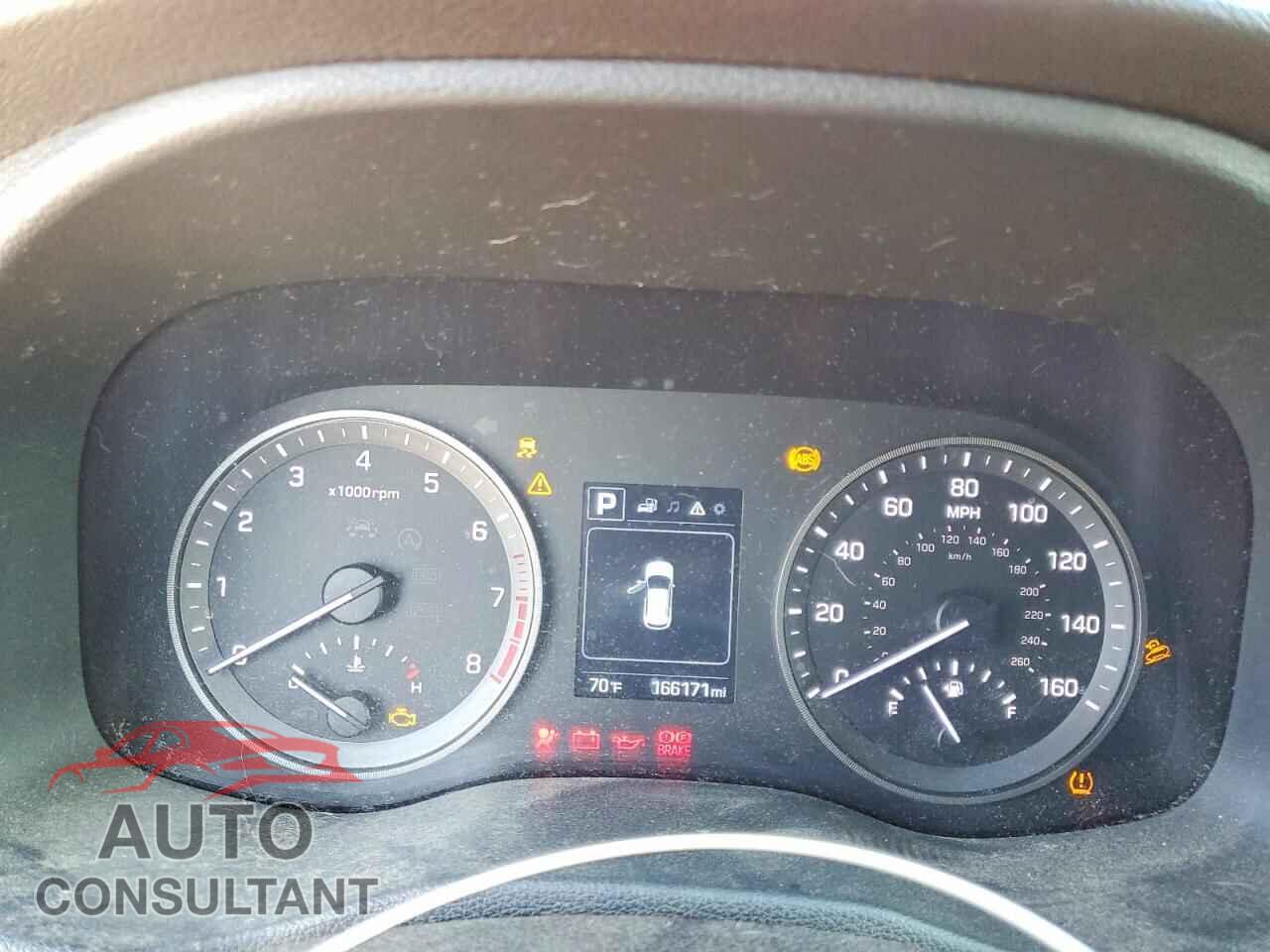 HYUNDAI TUCSON 2017 - KM8J3CA22HU304928