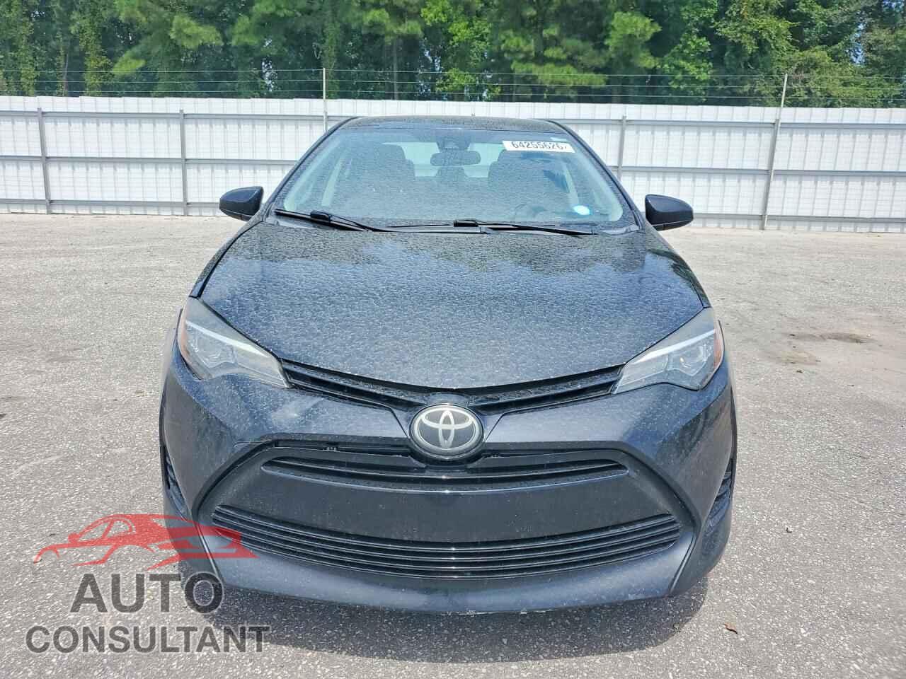 TOYOTA COROLLA 2017 - 5YFBURHE4JP826004