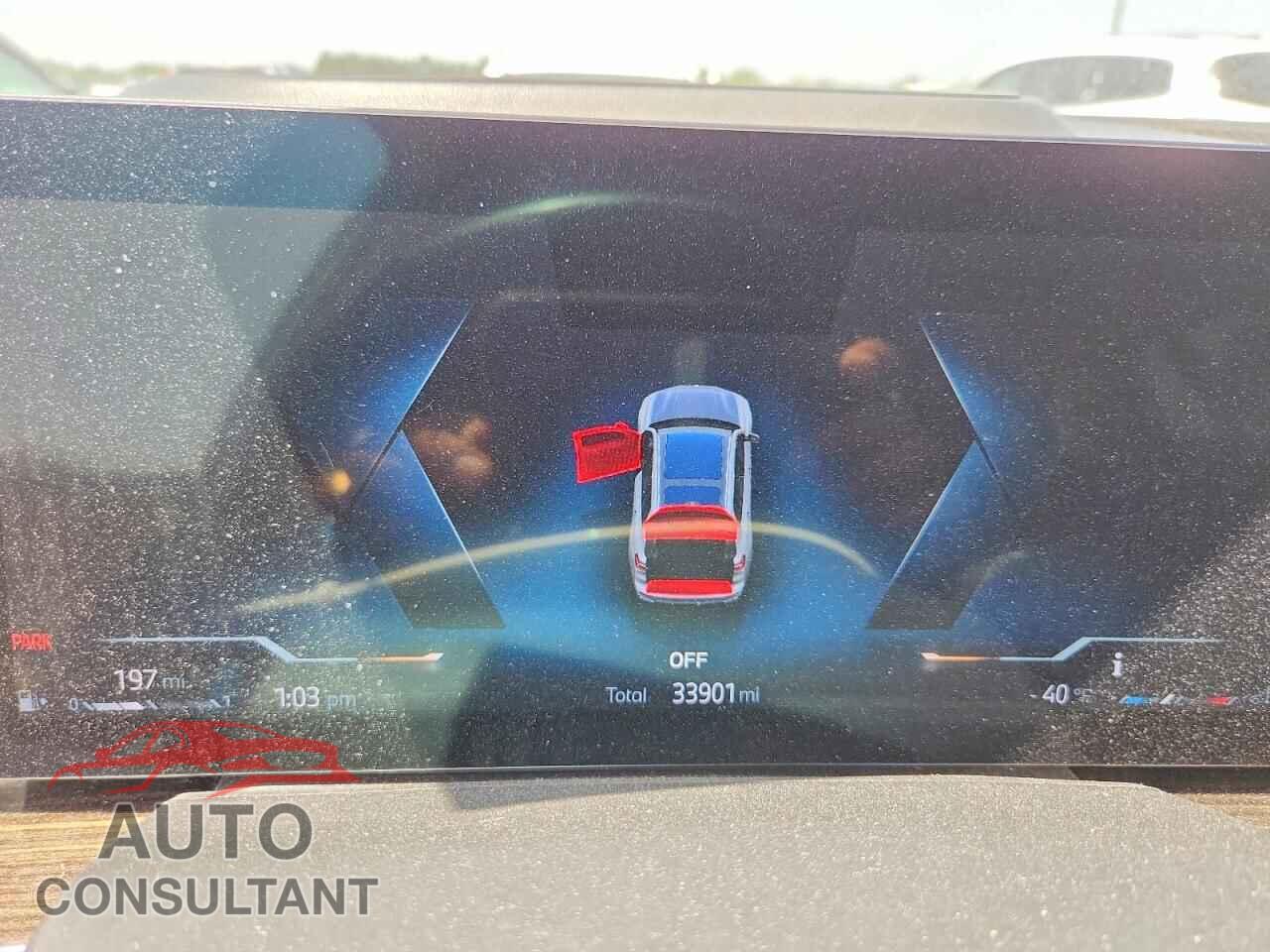 BMW X7 2025 - 5UX23EM03S9X64946