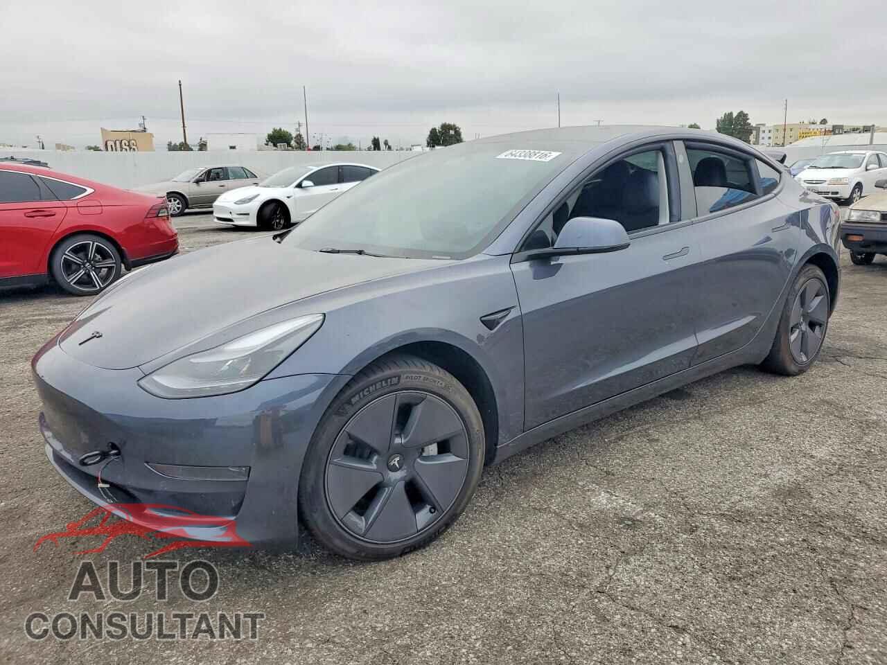 TESLA MODEL 3 2023 - 5YJ3E1EA1PF684137