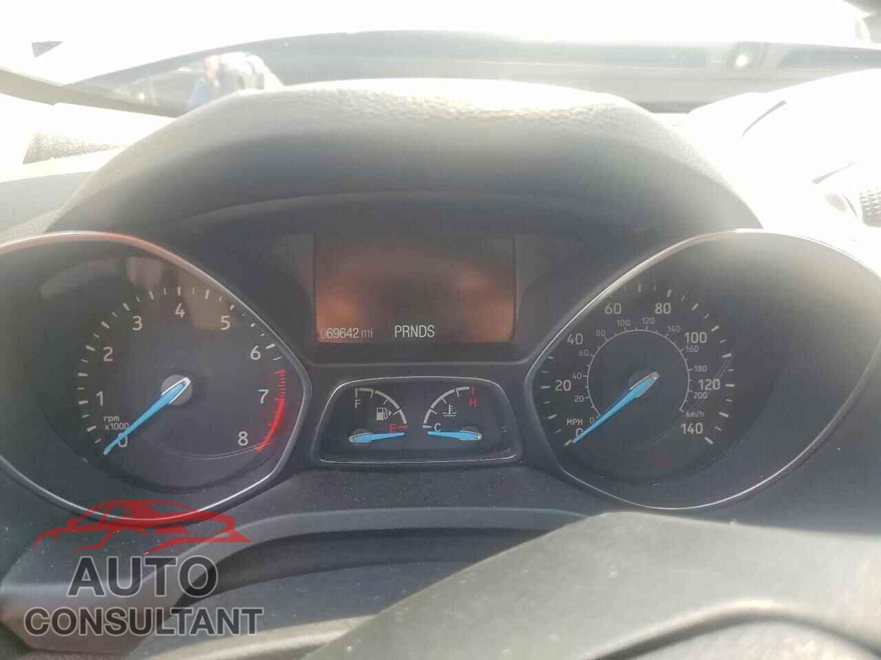 FORD ESCAPE 2019 - 1FMCU9HD5KUC24224