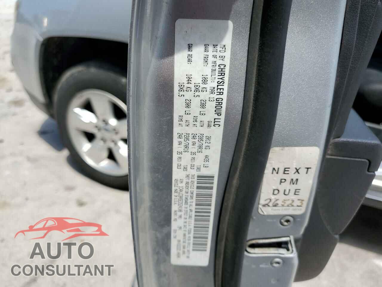 JEEP COMPASS 2014 - 1C4NJCBA5ED524108