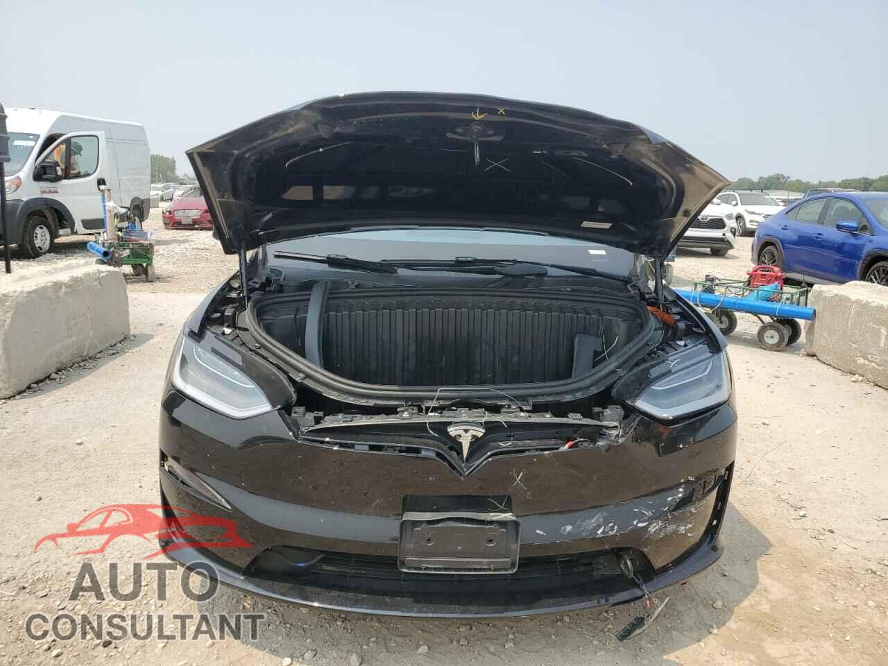 TESLA MODEL X 2023 - 7SAXCAE56PF382811