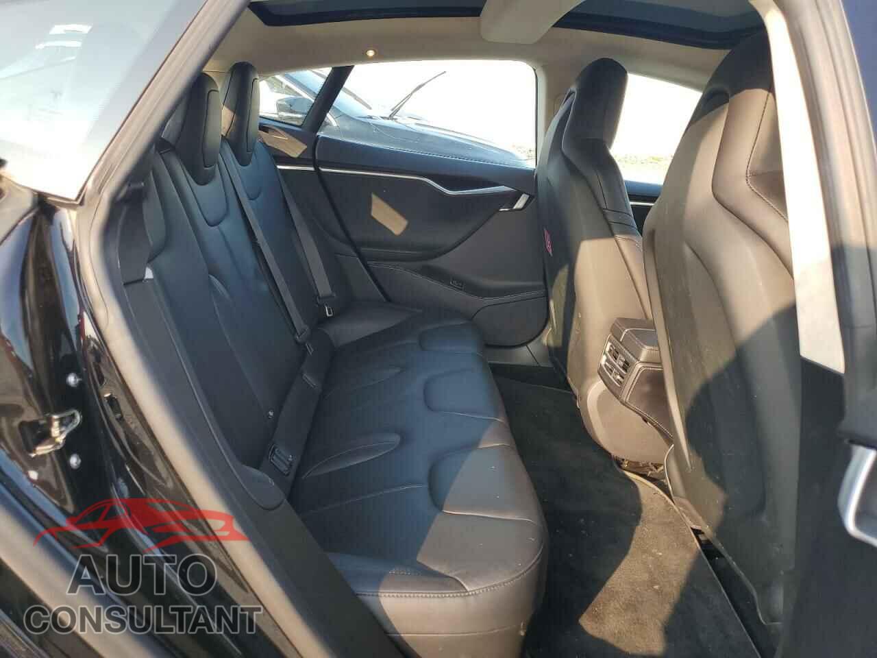 TESLA MODEL S 2016 - 5YJSA1E16GF155631