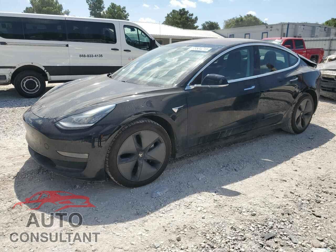 TESLA MODEL 3 2018 - 5YJ3E1EBXJF068095