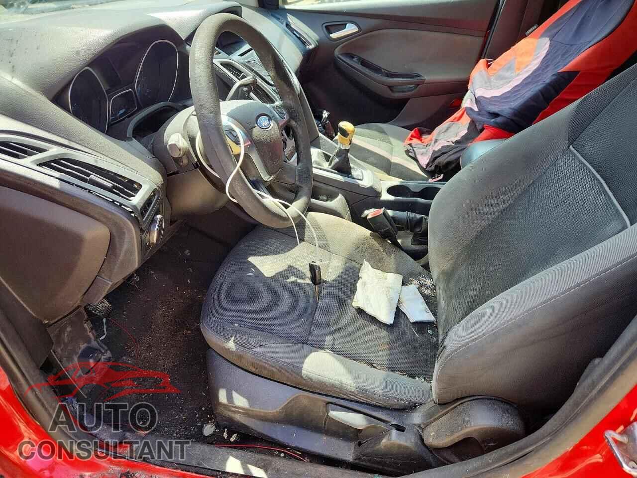 FORD FOCUS 2012 - 1FAHP3K23CL238691